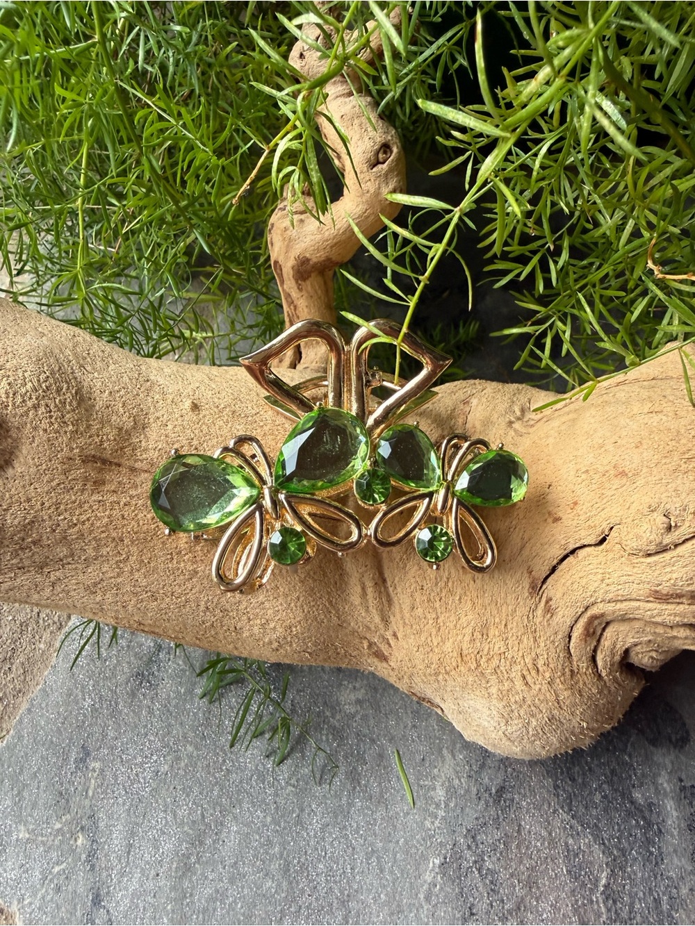 New🌟Free People-Green Crystal Butterfly Hair Clip